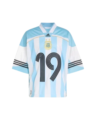 argentinien trikot 1 330x413 - Argentinien-Trikot